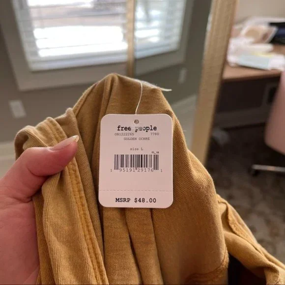 Free People Sweatshirt - Picture 6 of 7